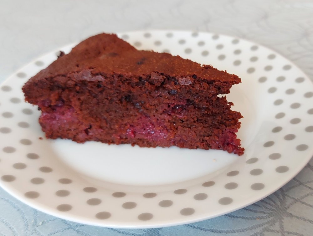 Chocolate Raspberry Cake